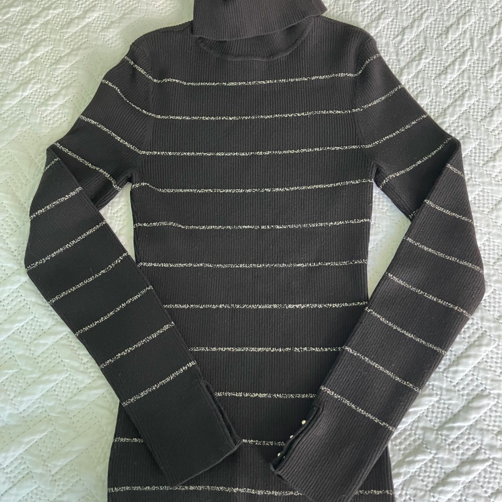 Women’s Striped Turtleneck